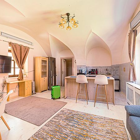 Komló Apartman - Stefan Kőszeg Exterior foto